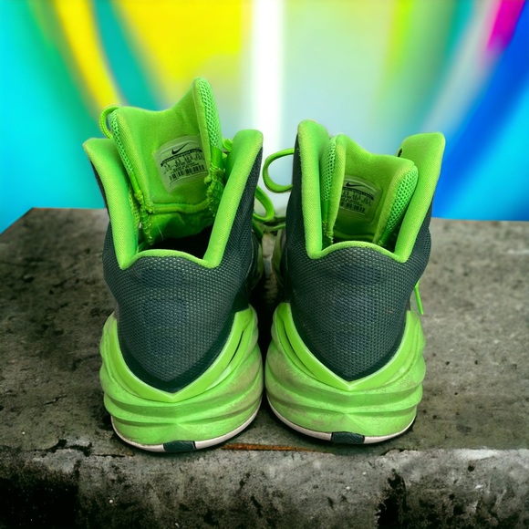 Nike | Hyperdunk | Neon Green | Basketball Shoes | Size 7.5 - Picture 4 of 7